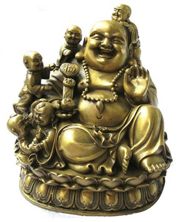 Tượng Phật Di lặc và trẻ em