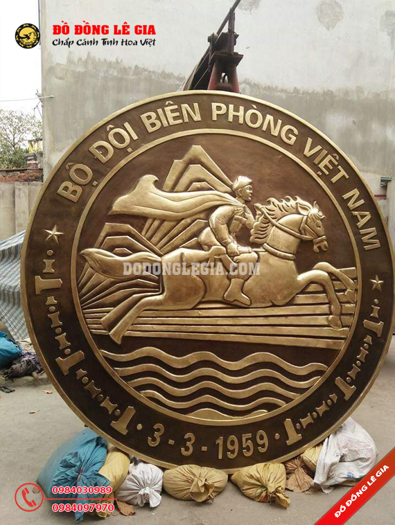 Dự Án Thi Công Phù Điêu Logo Bộ Đội Biên Phòng ĐK 3M Bằng Đồng