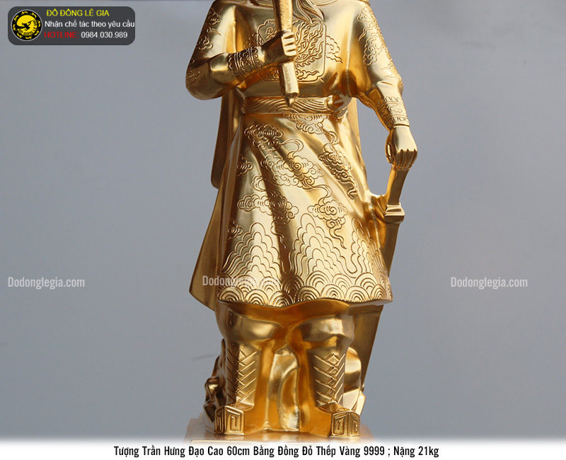 Tượng Trần Hưng Đạo 60cm bằng đồng dát vàng 9999