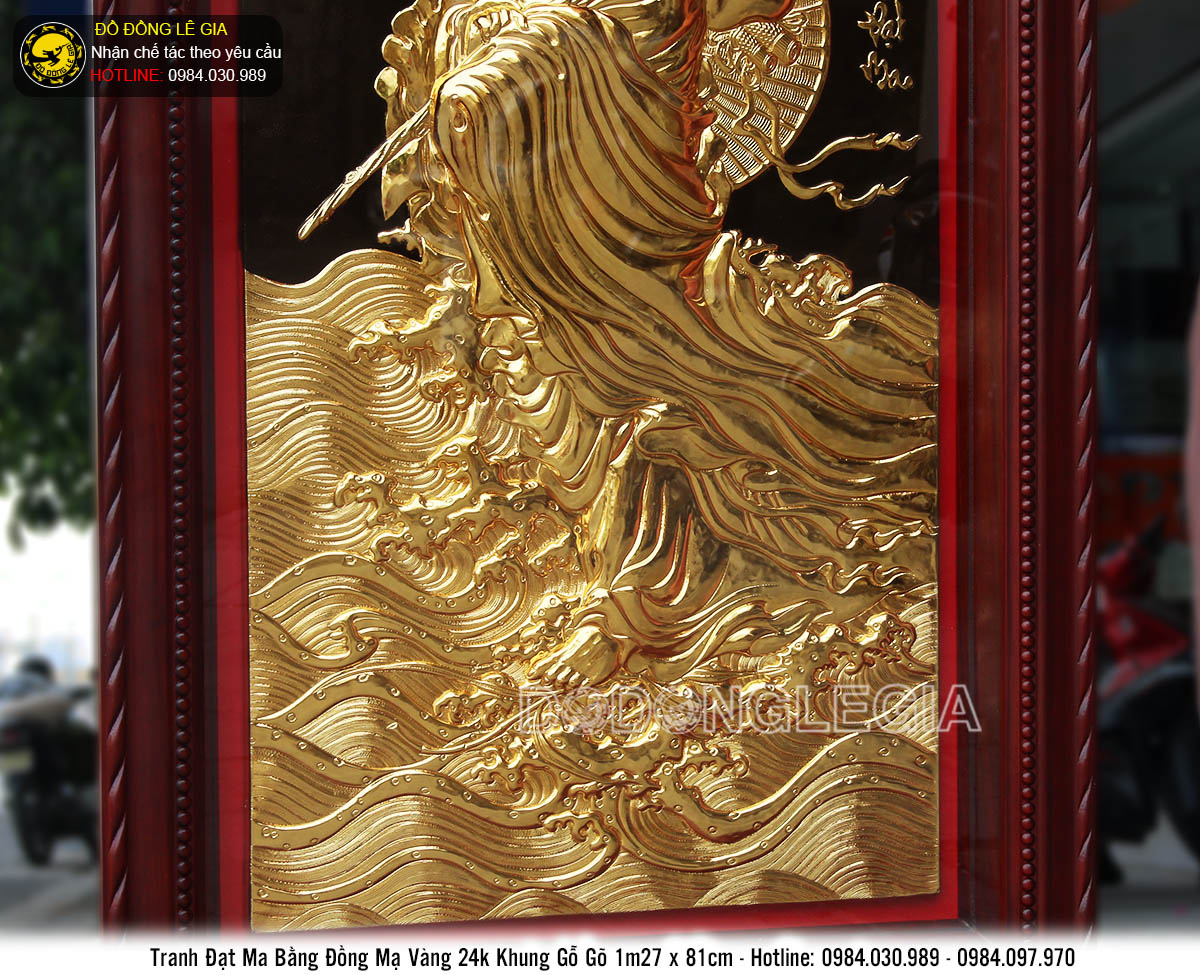 Tranh Đạt Ma Sư Tổ bằng đồng vàng mạ vàng 24k 127x81cm khung gỗ gõ