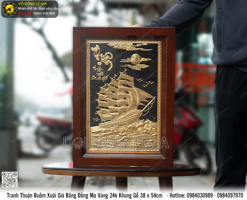 Tranh Thuận Buồm Xuôi Gió Bằng Đồng Mạ Vàng 24k Khung Gỗ 38 x 54cm- TRHTBUOM.34