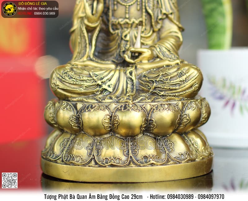 Tượng Phật Bà Quan Âm bằng đồng cao 29cm